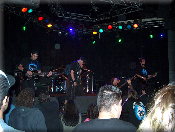 US TOUR III LIVE PICS (Dec 2005)